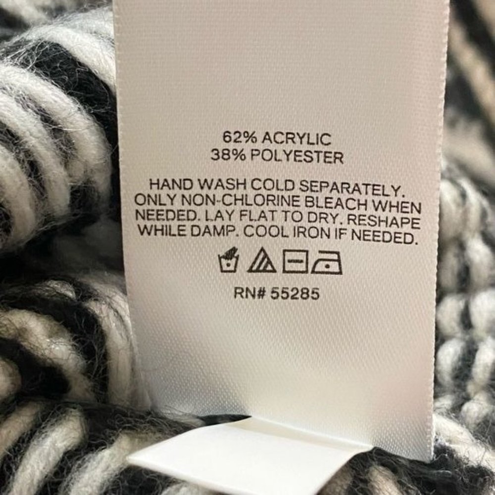 Express Sweater - Picture 11 of 14